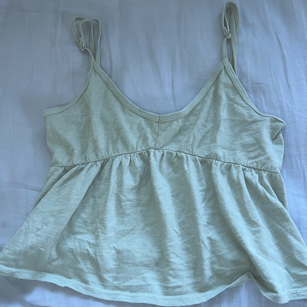 Tillys crop top